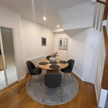 Wonderful D3 Townhouse بيت للعطل دبلن